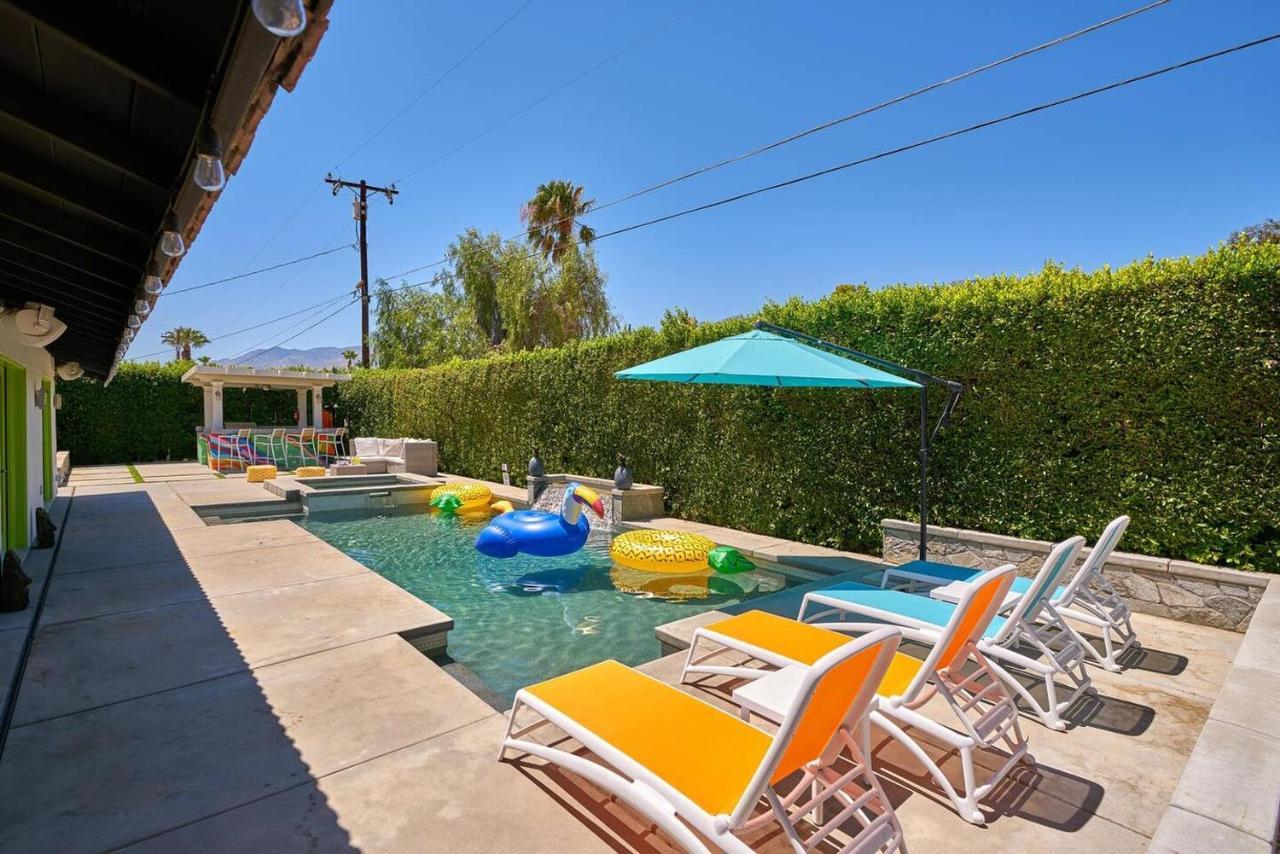 Pineapple Splash! Complete Privacy! Salt Pool! Palm Springs Exterior foto